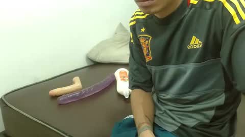 jhonny_k online show from 03/01/26, 01:46