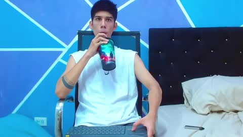 jhony_sex3 online show from 02/27/25, 08:17