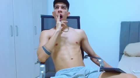 jhony_sex3 online show from 10/17/25, 06:49