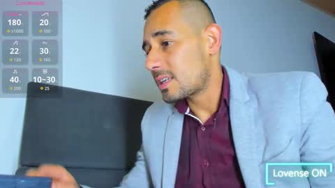 Jhony Alzate online show from 11/30/25, 01:53