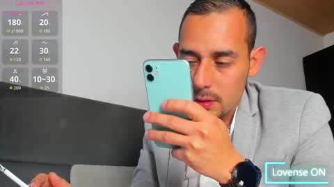 Jhony Alzate online show from 02/27/26, 02:55