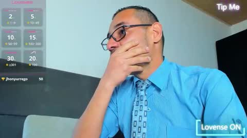 Jhony Alzate online show from 03/18/26, 02:04