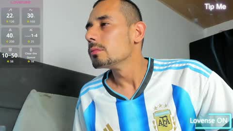 Jhony Alzate online show from 04/01/26, 01:39