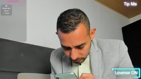 Jhony Alzate online show from 05/30/26, 02:52