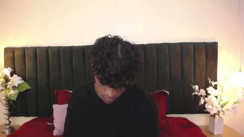 jhos online show from 04/10/26, 01:27