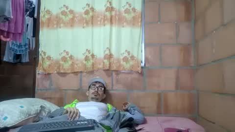 Jhosuamoore  online show from 02/02/26, 11:42