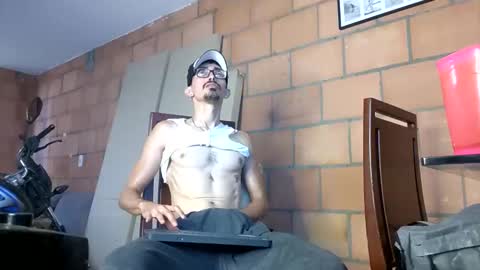 Jhosuamoore  online show from 04/20/26, 01:58