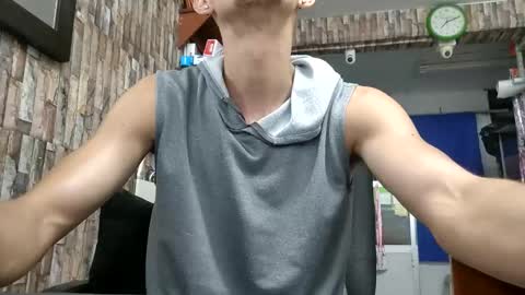Jhosuamoore  online show from 05/07/26, 12:10