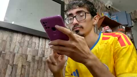 Jhosuamoore  online show from 07/07/26, 12:09
