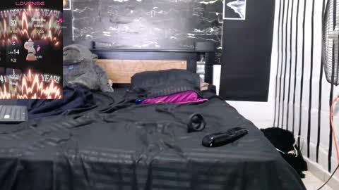 jhosuamoore2 online show from 10/02/25, 09:16