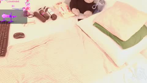 Hello iam hoxy ready to get wet online show from 10/05/25, 05:06