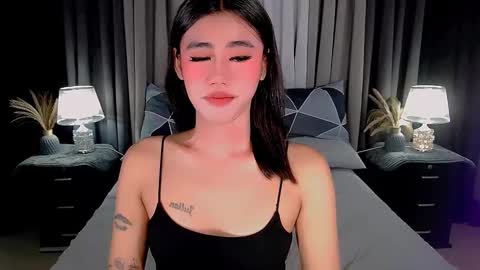 jhuliana_and_charles_room online show from 09/15/25, 03:06