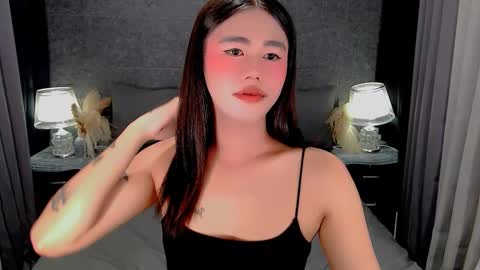 jhuliana_and_charles_room online show from 02/16/26, 07:59