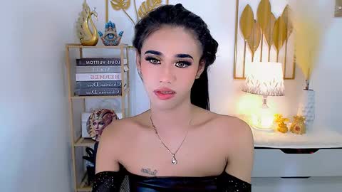 julie online show from 12/18/24, 06:32