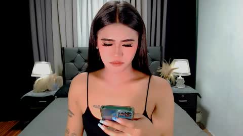 julie online show from 04/16/26, 01:17