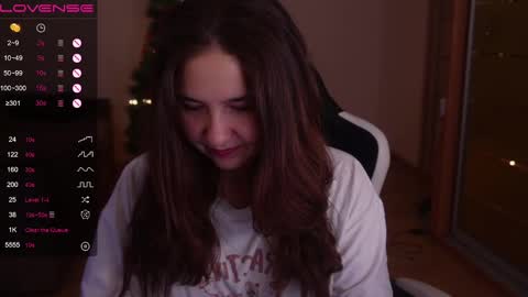 jia_lisaa online show from 01/01/25, 09:17