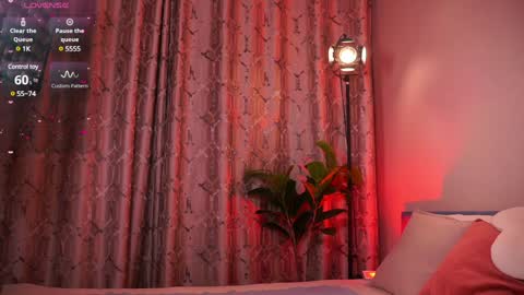 Snapshot of jiaalisaa chatting on 12/15/24, 02:37 Lisa I would really appreciate it if you could help me achieve 88 thumbs up favorite patterns 38457588 online show from 12/15/24, 02:37