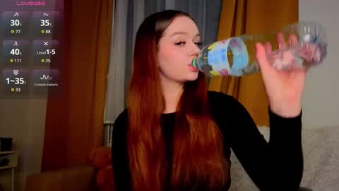 Snapshot of jiaalisaa chatting on 09/11/25, 08:31 Lisa I would really appreciate it if you could help me achieve 88 thumbs up favorite patterns 38457588 online show from 09/11/25, 08:31