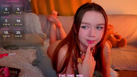 Snapshot of jiaalisaa chatting on 10/17/25, 05:48 Lisa I would really appreciate it if you could help me achieve 88 thumbs up favorite patterns 38457588 online show from 10/17/25, 05:48