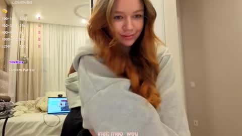 Snapshot of jiaalisaa chatting on 11/15/25, 11:54 Lisa I would really appreciate it if you could help me achieve 88 thumbs up favorite patterns 38457588 online show from 11/15/25, 11:54