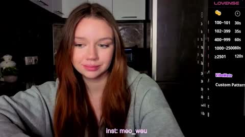 Snapshot of jiaalisaa chatting on 11/23/25, 08:52 Lisa I would really appreciate it if you could help me achieve 88 thumbs up favorite patterns 38457588 online show from 11/23/25, 08:52