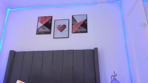 jiah online show from 02/14/25, 06:02