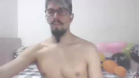 Snapshot of jiangouxiong chatting on 12/02/25, 10:09 Schamil jiangouxiong on InstagramTelegram channel online show from 12/02/25, 10:09