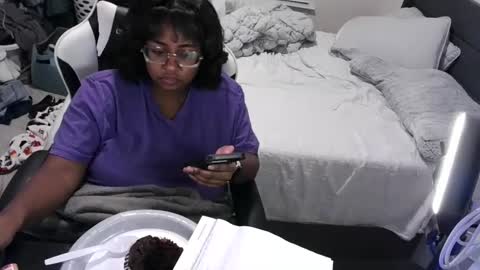 goldenbaby online show from 09/19/25, 12:45