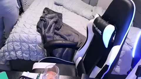 goldenbaby online show from 10/26/25, 01:11