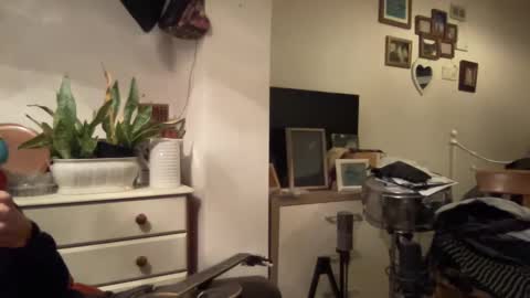 Snapshot of jiggz1986 chatting on 12/29/24, 05:44 Jigz1986 online show from 12/29/24, 05:44