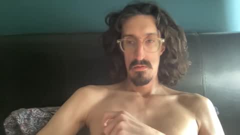 Snapshot of jiggz1986 chatting on 01/14/25, 10:38 Jigz1986 online show from 01/14/25, 10:38