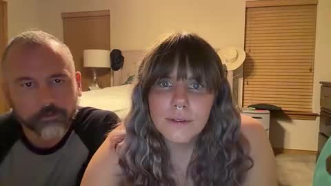 Snapshot of jileenaveale17 chatting on 04/16/26, 07:31 jileenaveale17 online show from 04/16/26, 07:31