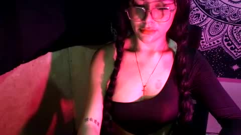 Snapshot of jillian_fuckdoll chatting on 06/17/26, 09:05 jillian_fuckdoll online show from 06/17/26, 09:05