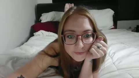 jilliangiselle online show from 05/15/26, 04:30