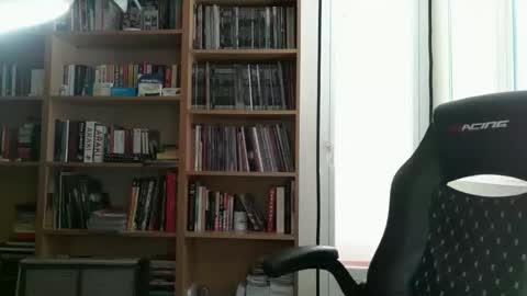 Jim Dick online show from 04/03/26, 03:21