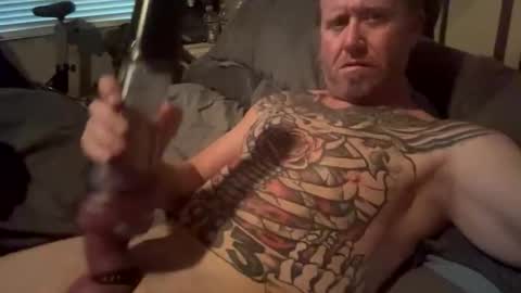 Snapshot of jimboslice4u2 chatting on 11/15/25, 03:19 jimboslice4u2 online show from 11/15/25, 03:19