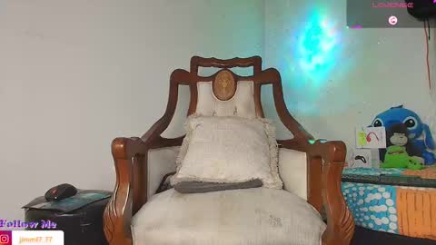 Jimm  Independent Model  online show from 09/18/25, 12:51