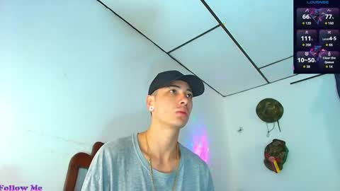 Jimm  Independent Model  online show from 01/08/26, 01:02