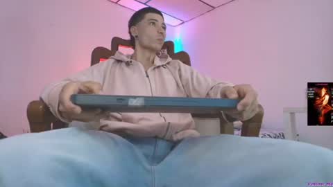 Jimm  Independent Model  online show from 08/01/26, 11:31