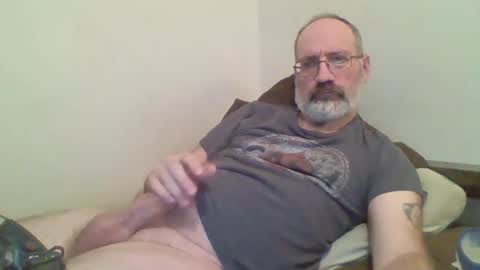Snapshot of jimmielove2046 chatting on 11/21/25, 06:39 jimmielove2046 online show from 11/21/25, 06:39