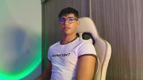 Jimmy Leeh online show from 10/19/25, 09:15