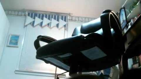 jimwellhung online show from 01/11/26, 04:06