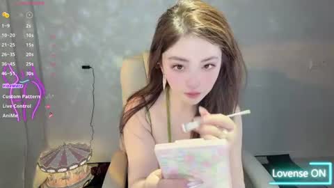 jingtian_8888 online show from 06/18/26, 04:35