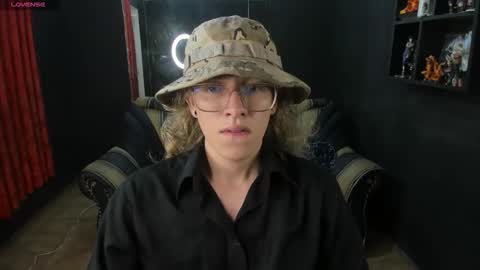 JinnBook online show from 10/21/25, 07:42