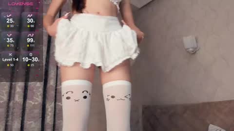 Snapshot of jinny_garland chatting on 02/18/25, 06:26 Jinny online show from 02/18/25, 06:26