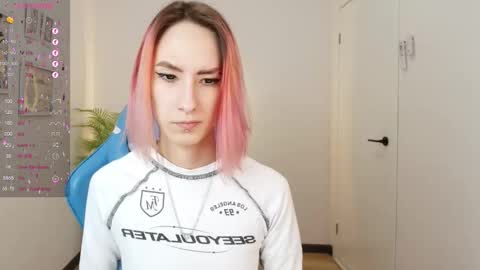 Snapshot of jinx_boom chatting on 02/23/25, 08:28 jinx_boom online show from 02/23/25, 08:28