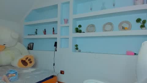 Juliee online show from 01/05/26, 05:27