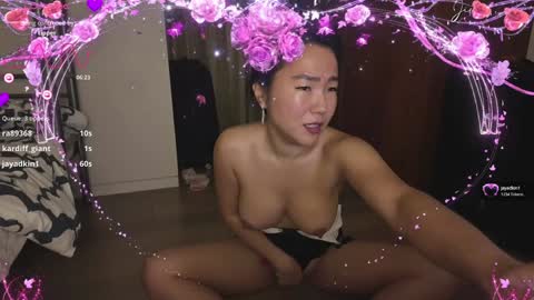 Jiwon online show from 01/19/25, 05:28