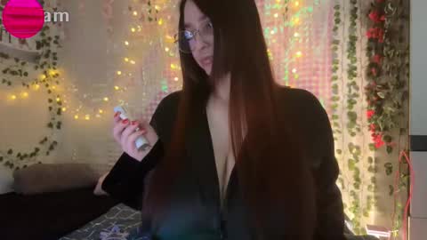 Ister online show from 09/11/25, 01:11