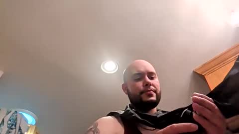 Snapshot of jizzle192 chatting on 03/20/26, 04:17 jizzle192 online show from 03/20/26, 04:17